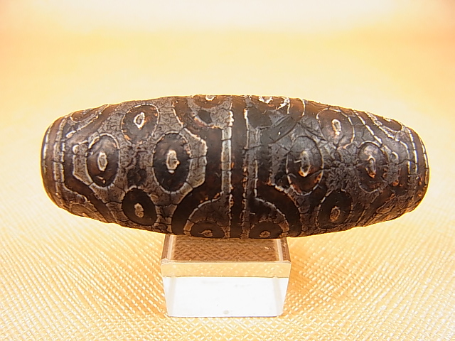 画像1: 「三十六眼」老礦（ろうこう）現代天珠 直径約20.5×54.5mm