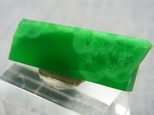 画像: 飯盛ラボストーン（IL-stone）「メタヒスイ」 28.5カラット