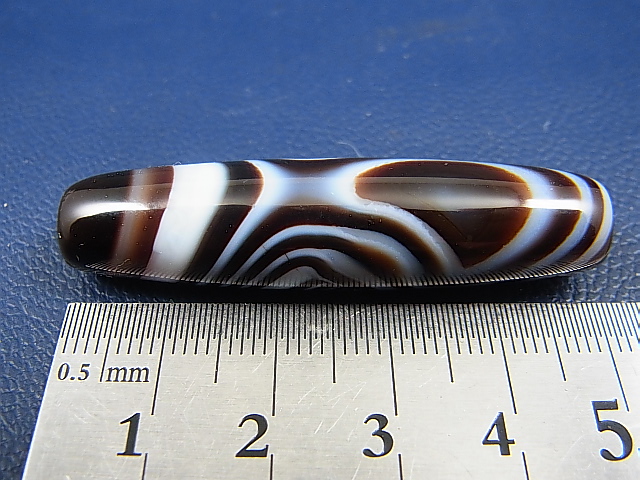 画像: ボツワナ産ピクチャーアゲート現代天珠 直径約12×50mm