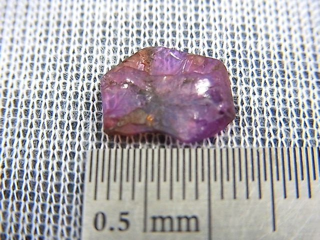 画像: ミャンマーモゴック産トラピチェルビー結晶原石 2.5カラット