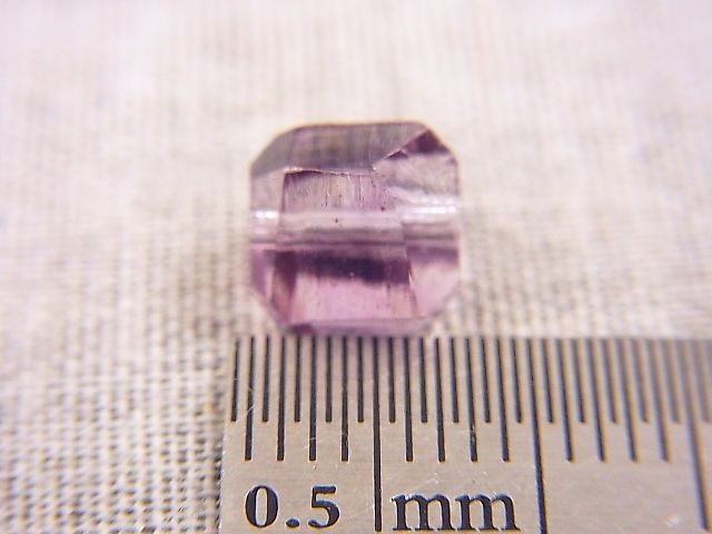 画像: メキシコ・ベラクルス産アメジストオリジナルビーズ 約7×7×6.5mm