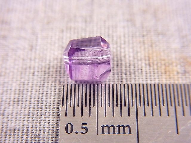 画像: メキシコ・ベラクルス産アメジストオリジナルビーズ 約6.5×6×6mm