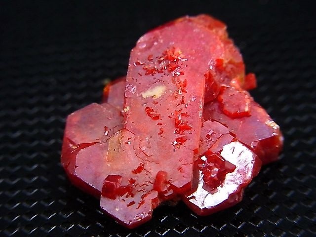 画像: モロッコ産バナジナイト原石 8.2g