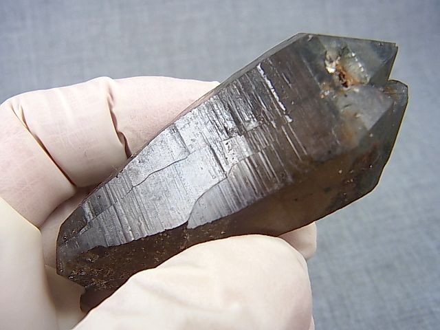画像: 新産地：ベトナム・ニントゥアン産スモーキー水晶（ＤＴ/エピドート内包） 62.5g