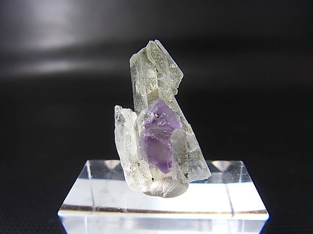 画像1: ドイツ・ザクセン州産フローライトon水晶 2.4g